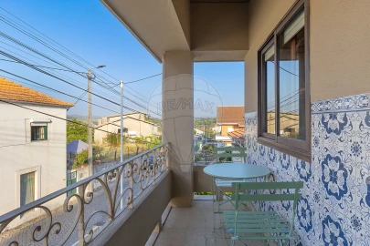 Moradia T3 para Arrendamento em Avintes