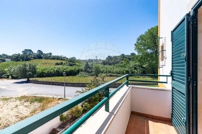 Moradia T3 para Venda em Enxara do Bispo, Gradil e Vila Franca do Rosário