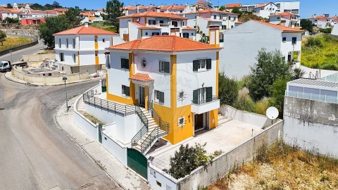 Moradia T3 para Venda em Enxara do Bispo, Gradil e Vila Franca do Rosário