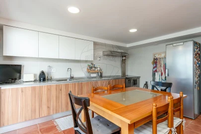 Moradia T5 para Venda em Póvoa de Santa Iria e Forte da Casa