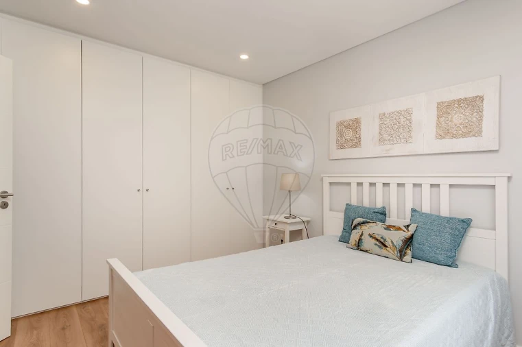 Moradia T5 para Venda em Póvoa de Santa Iria e Forte da Casa Foto 27