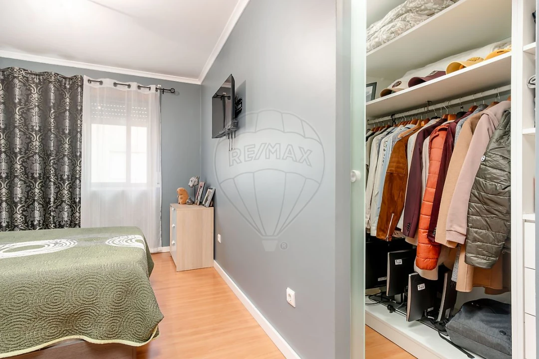 Apartamento T3 para Venda em Quinta do Anjo Foto 2