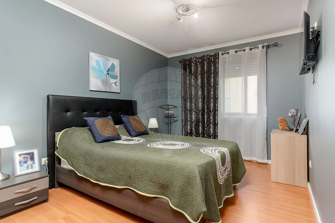 Apartamento T3 para Venda em Quinta do Anjo Foto 5