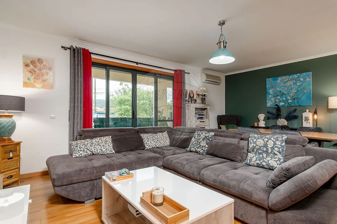 Apartamento T3 para Venda em Quinta do Anjo Foto 30