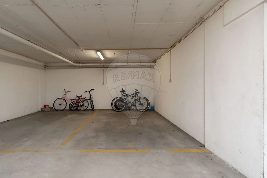 Apartamento T3 para Venda em Quinta do Anjo Foto 38