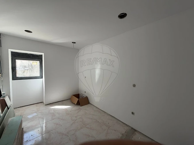 Apartamento T1 para Venda em Cortegaça Foto 8