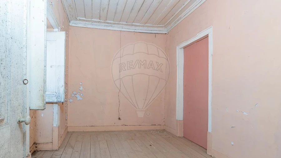 Moradia T5 para Venda em Abrigada e Cabanas de Torres