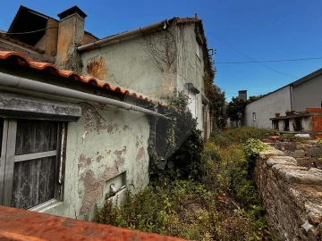 Moradia T3 para Venda em Angeja