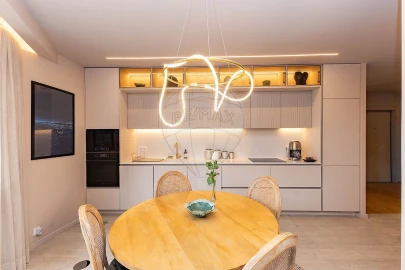 Apartamento T3 para Venda em Mafamude e Vilar do Paraíso