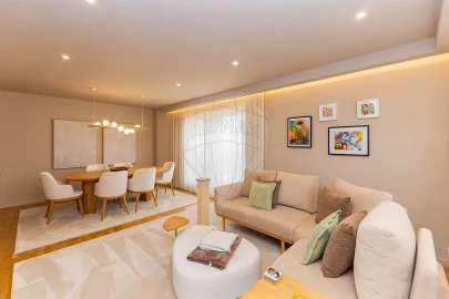Apartamento T3 para Venda em Mafamude e Vilar do Paraíso