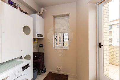 Apartamento T3 para Venda em Mafamude e Vilar do Paraíso