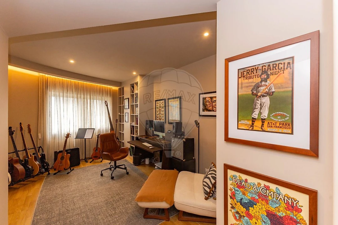 Apartamento T3 para Venda em Mafamude e Vilar do Paraíso Foto 24