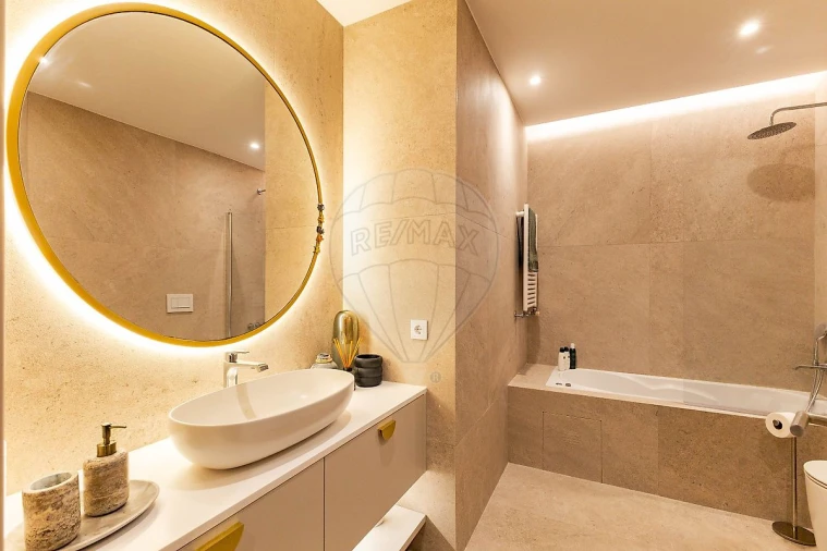 Apartamento T3 para Venda em Mafamude e Vilar do Paraíso Foto 26