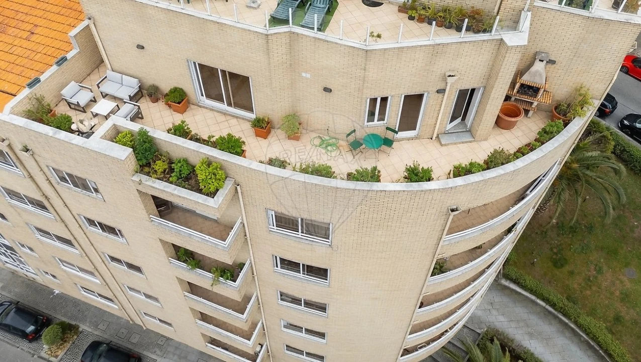 Apartamento T3 para Venda em Mafamude e Vilar do Paraíso Foto 2