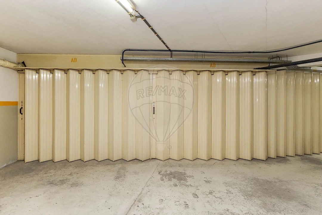 Apartamento T3 para Venda em Mafamude e Vilar do Paraíso Foto 37