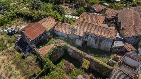Moradia T5 para Venda em Mafamude e Vilar do Paraíso