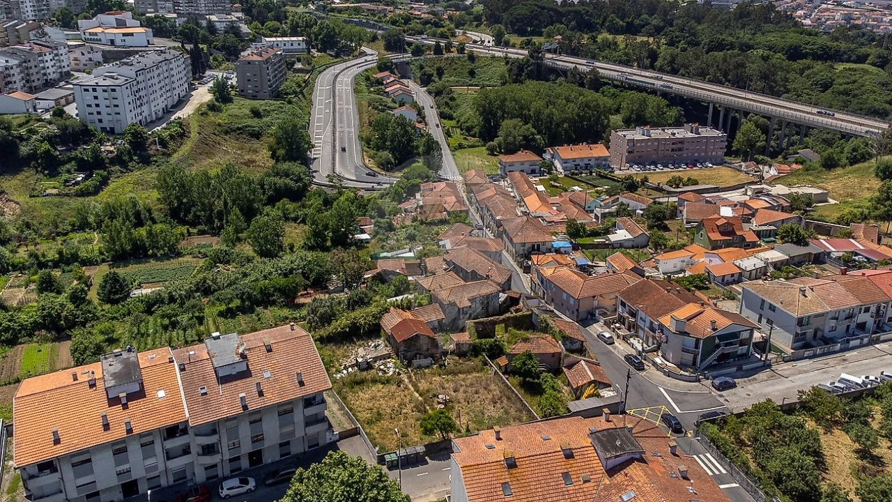 Moradia T5 para Venda em Mafamude e Vilar do Paraíso Foto 11