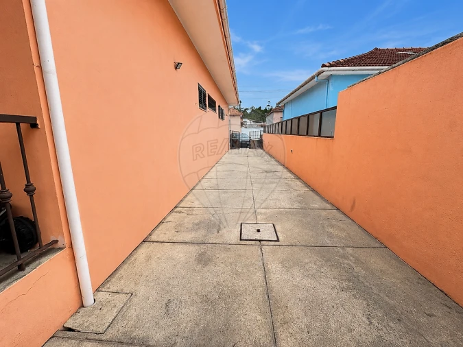 Moradia T4 para Venda em Perafita, Lavra e Santa Cruz do Bispo Foto 13