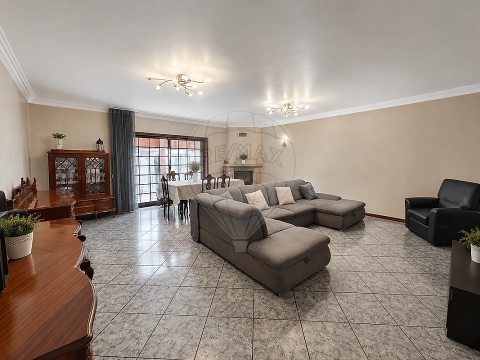 Moradia T4 para Venda em Perafita, Lavra e Santa Cruz do Bispo Foto 33