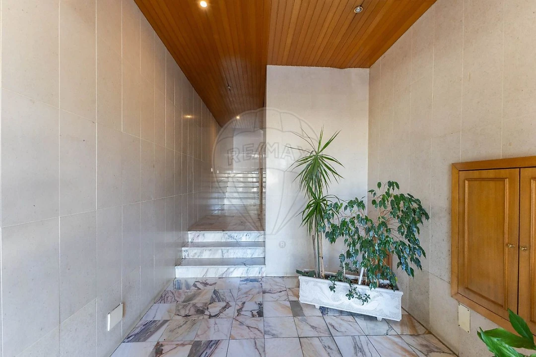 Apartamento T2 para Venda em Argoncilhe Foto 1