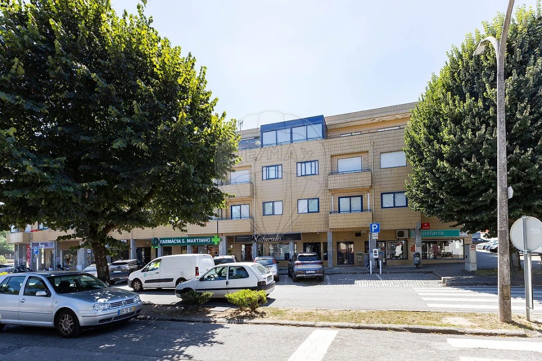 Apartamento T2 para Venda em Argoncilhe Foto 3