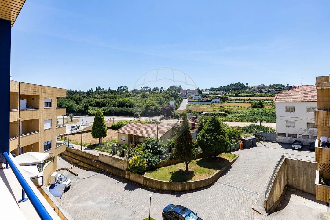 Apartamento T2 para Venda em Argoncilhe Foto 21