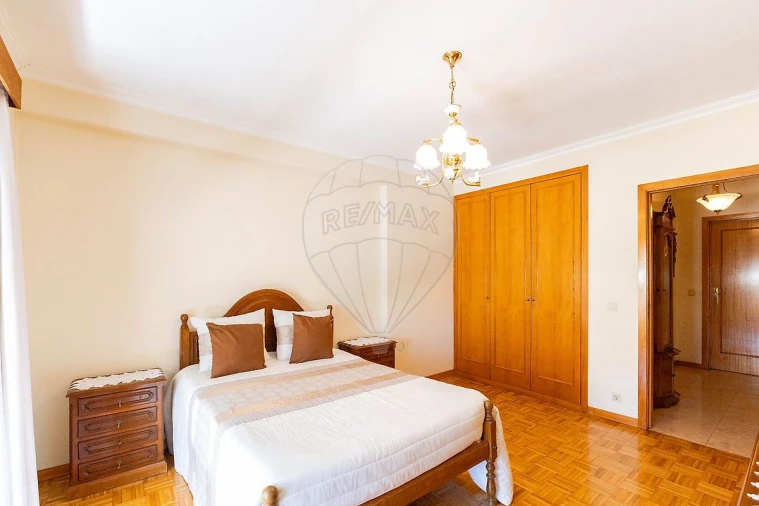 Apartamento T2 para Venda em Argoncilhe Foto 19