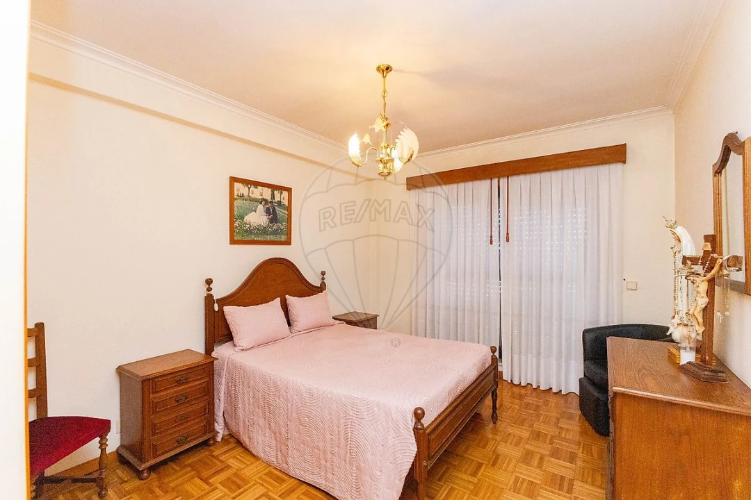 Apartamento T2 para Venda em Argoncilhe Foto 22