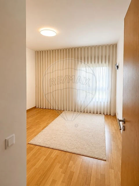 Apartamento T2 para Venda em Anta e Guetim