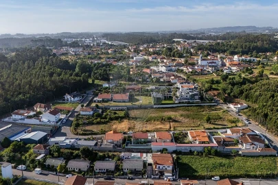 Moradia T3 para Venda em Anta e Guetim