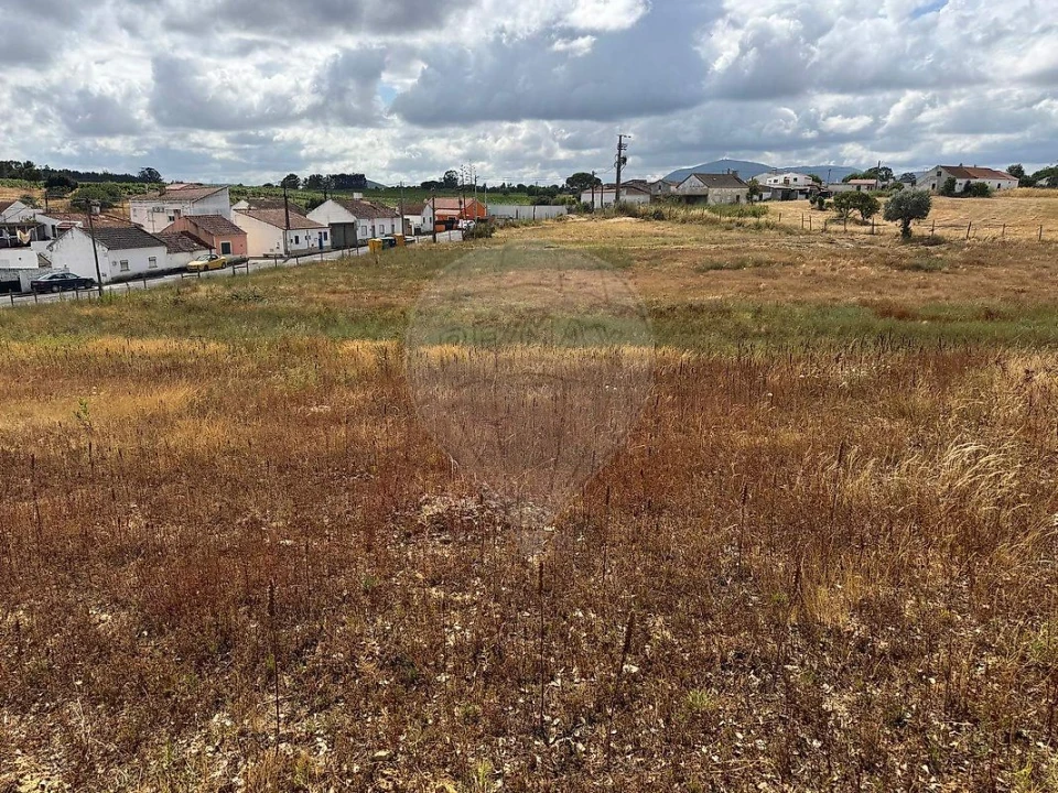 Terreno para Venda em Aveiras de Cima Foto 7