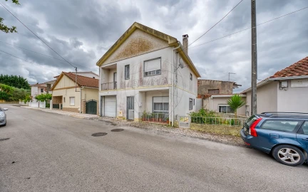 Moradia T4 para Venda em Rio Maior