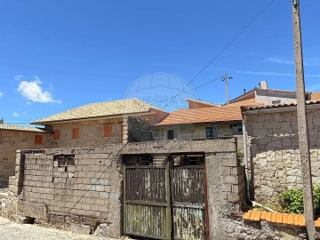 Armazém para Venda em Monteiras