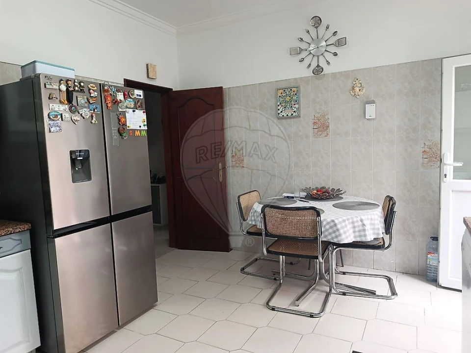 Moradia T4 para Venda em Quinta do Conde Foto 21