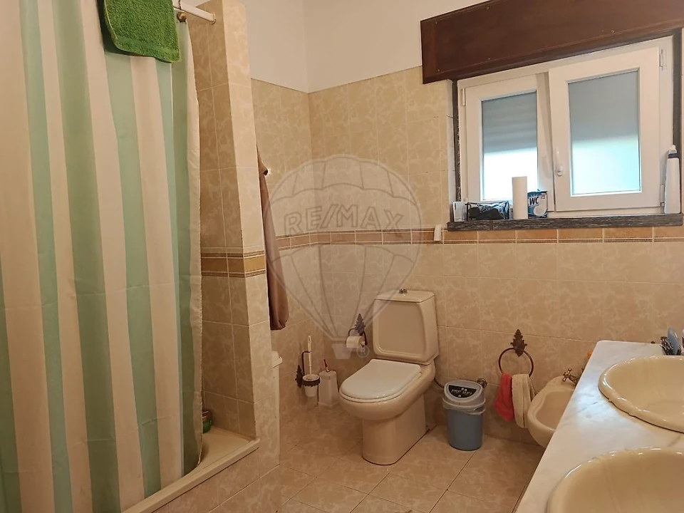 Moradia T4 para Venda em Quinta do Conde Foto 11