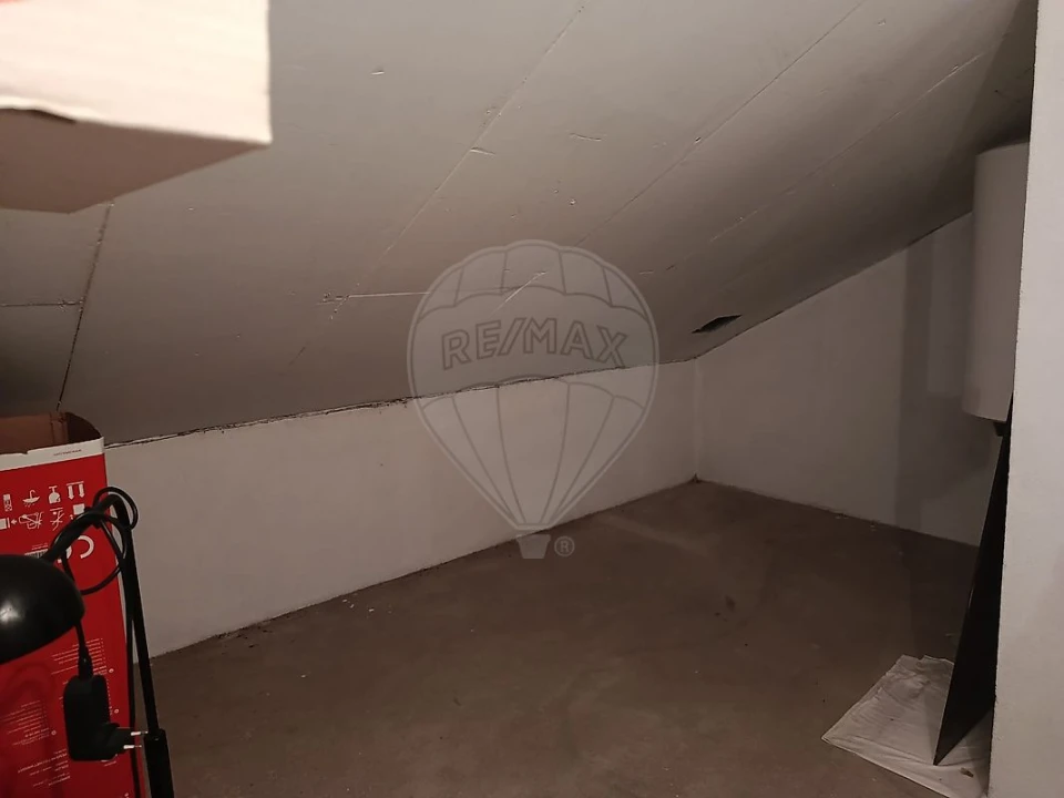Moradia T4 para Venda em Quinta do Conde Foto 32