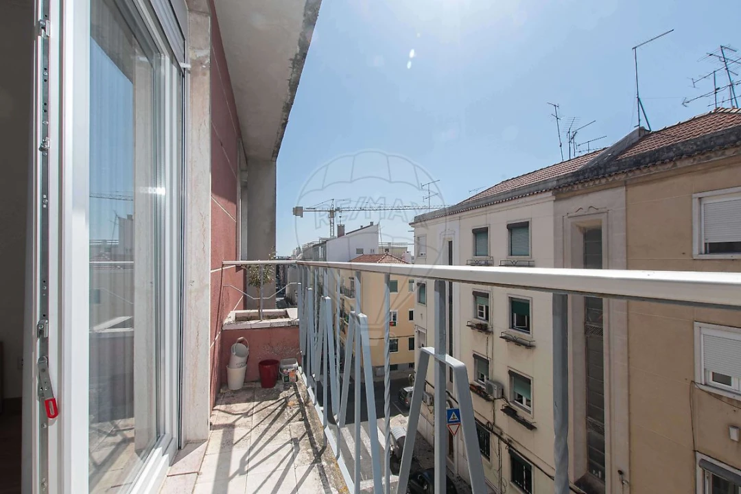 Apartamento T2 para Venda em Moscavide e Portela Foto 7