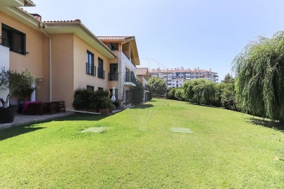 Apartamento T3 para Arrendamento em São Domingos de Rana