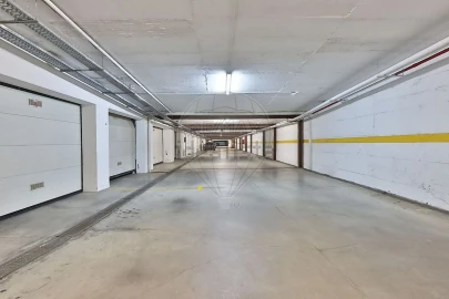 Apartamento T3 para Arrendamento em São Domingos de Rana