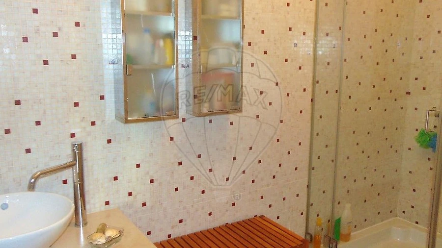 Apartamento T3 para Arrendamento em São Domingos de Rana