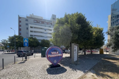 Apartamento T2 para Venda em Marvila