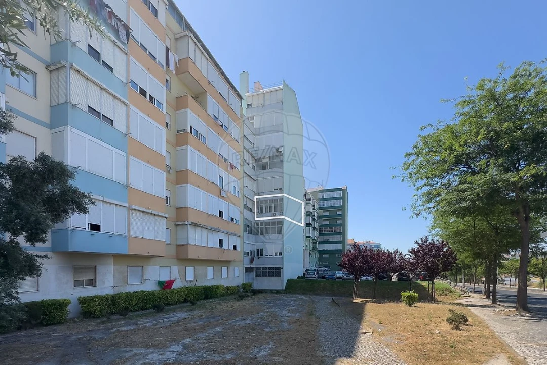 Apartamento T2 para Venda em Marvila Foto 37