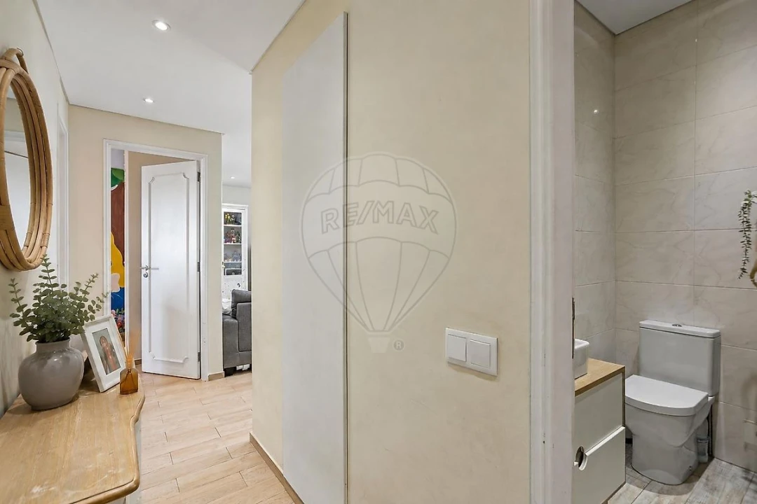 Apartamento T2 para Venda em Marvila Foto 14