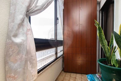 Apartamento T2 para Venda em Agualva e Mira-Sintra