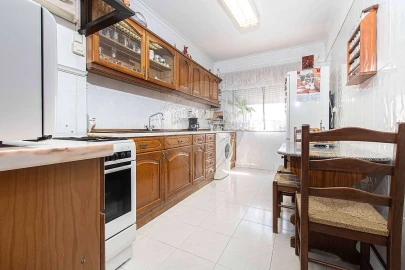 Apartamento T2 para Venda em Agualva e Mira-Sintra