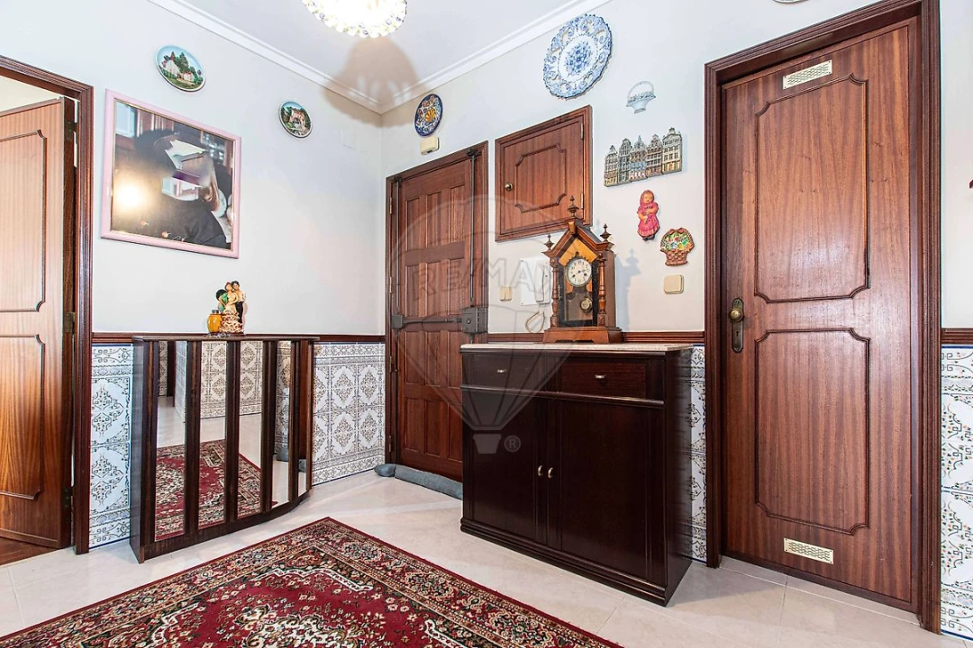 Apartamento T2 para Venda em Agualva e Mira-Sintra Foto 41