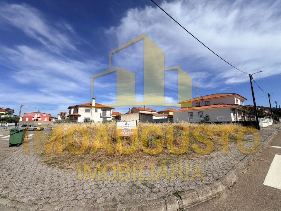 Terreno para Venda em Figueira de Castelo Rodrigo Foto 1