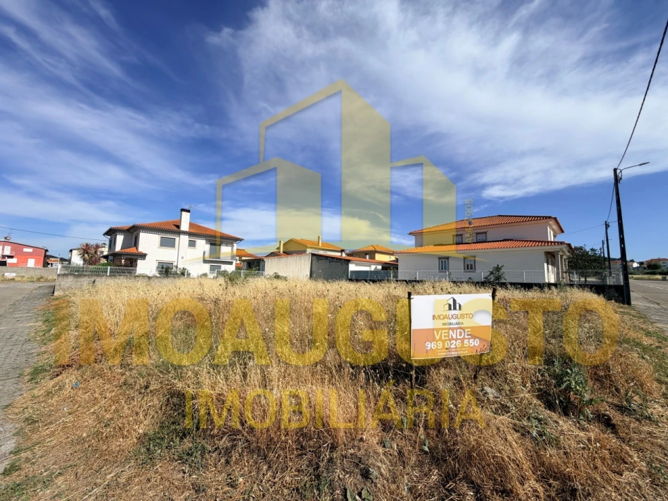 Terreno para Venda em Figueira de Castelo Rodrigo Foto 2