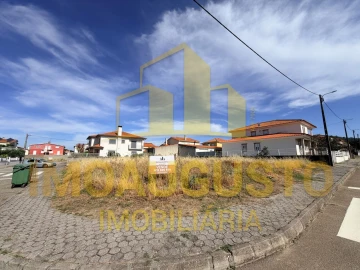 Terreno para Venda em Figueira de Castelo Rodrigo