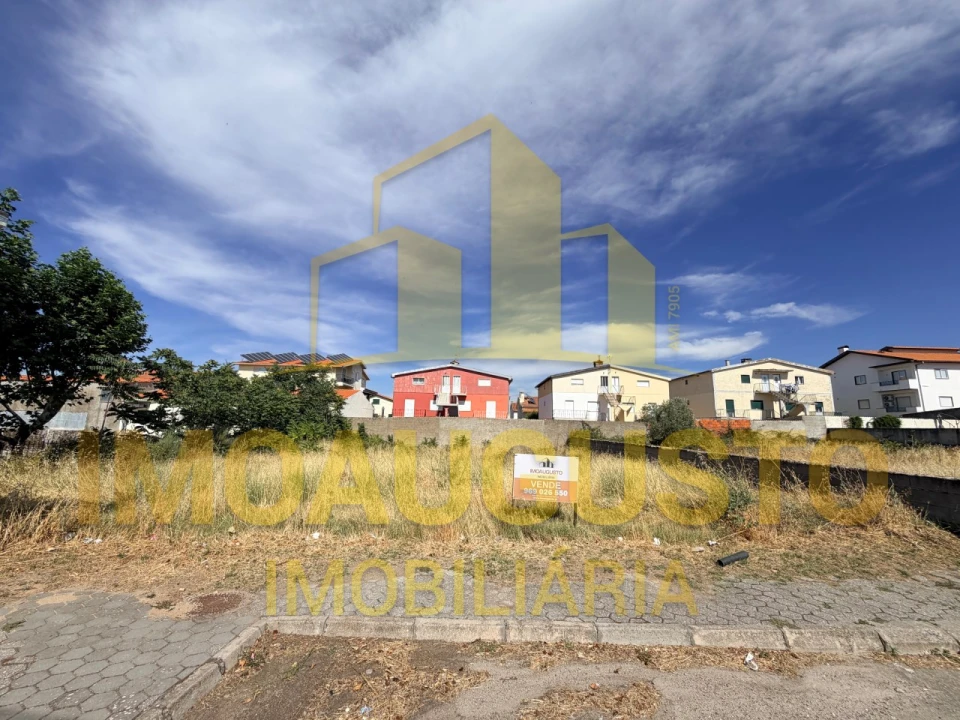 Terreno para Venda em Figueira de Castelo Rodrigo Foto 2